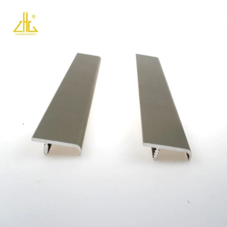 Canal de aluminio extruido