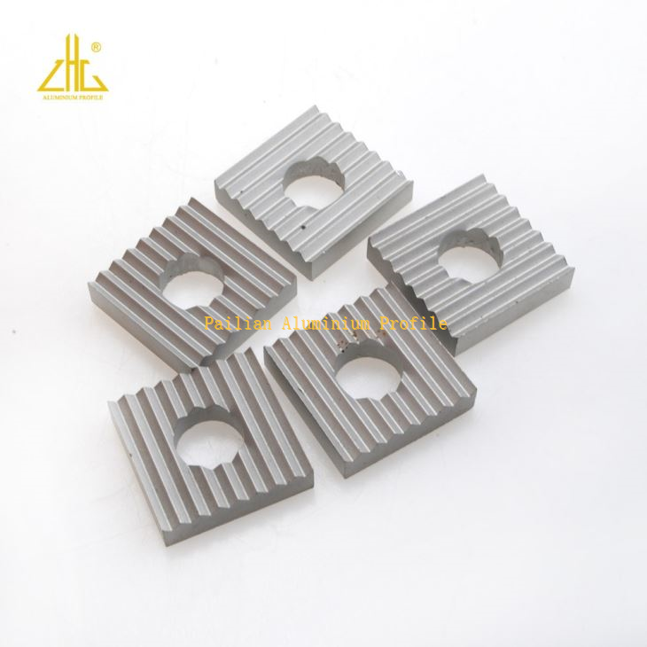 Extruded Aluminum Brackets