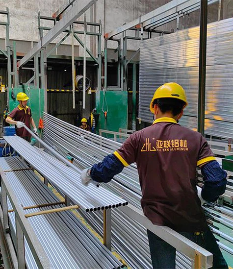 Perfil de aluminio anodizado